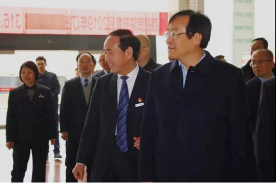 西安市委常委、高新区党工委书记、航天基地党工委书记钟洪江一行莅临尊龙凯时调研慰问