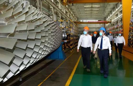 煤炭工业太原设计研究院、山西二建集团党委书记、董事长祁立柱一行来尊龙凯时旅行交流